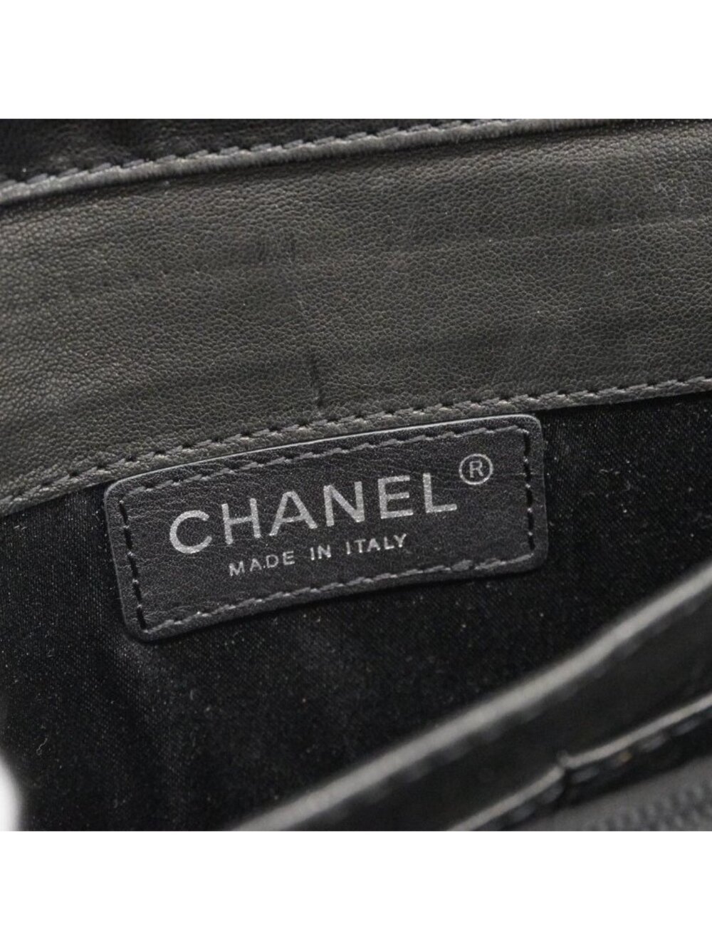 Chanel Shoulder Wallet Quilted Patent Leather Black Silver - Picture 5 of 10